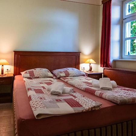 Veganfresh Hotel Medvode Buitenkant foto