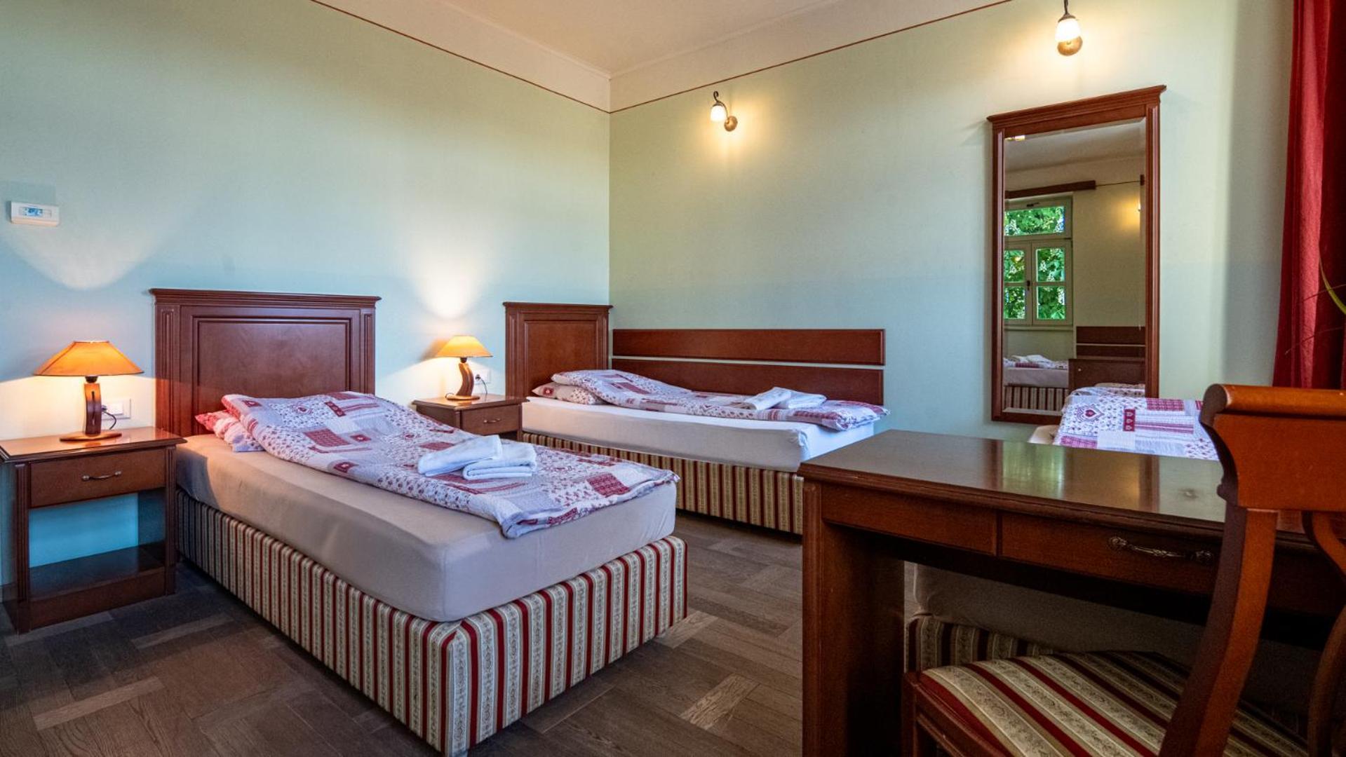 Veganfresh Hotel Medvode Buitenkant foto
