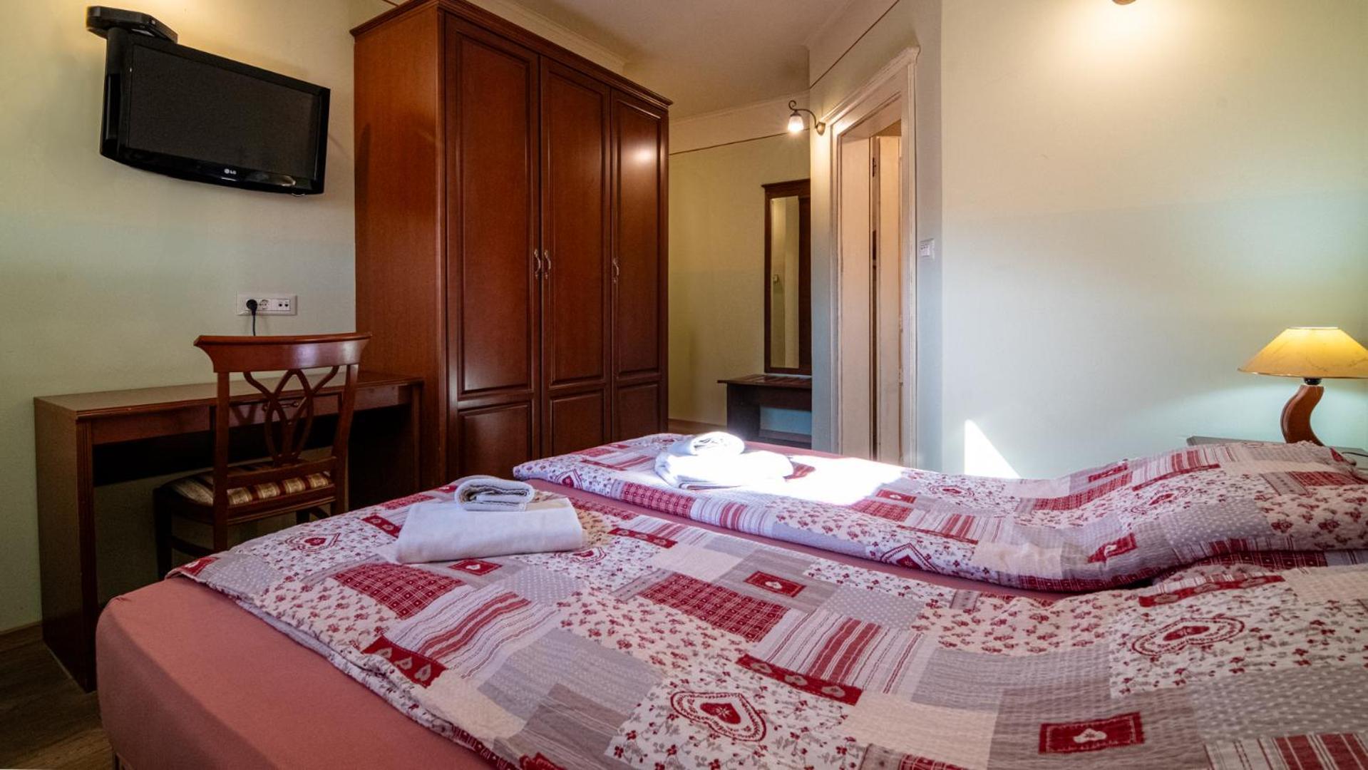 Veganfresh Hotel Medvode Buitenkant foto
